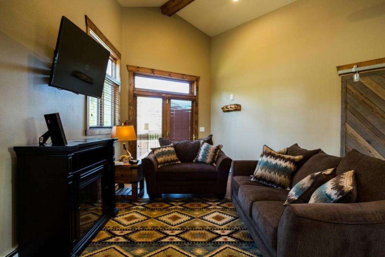 Spacious 2Nd Story Loft With Awesome Views Estes Park Exterior photo