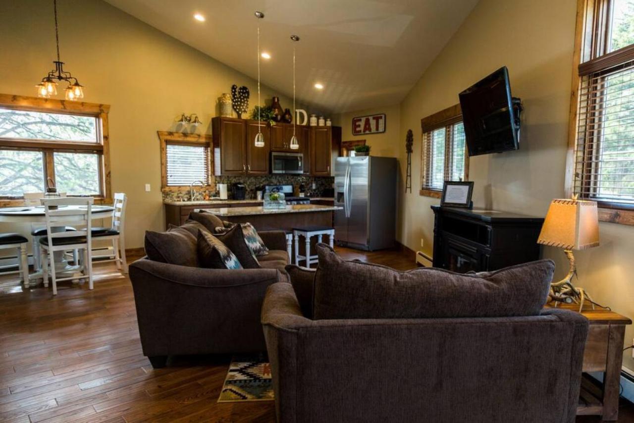 Spacious 2Nd Story Loft With Awesome Views Estes Park Exterior photo